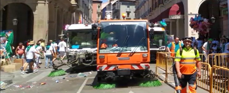 El Ayuntamiento organiza un amplio dispositivo  para la limpieza de la ciudad durante las fiestas de San Lorenzo