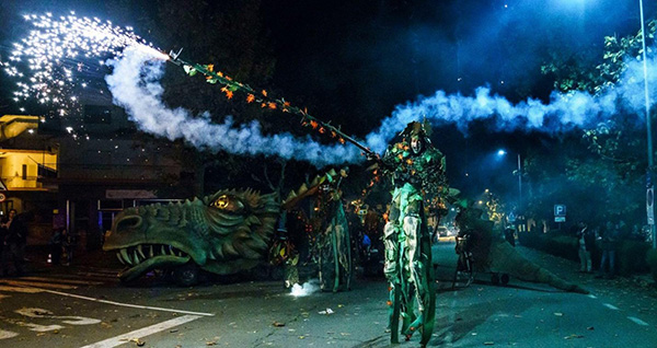 Un Gran Dragón articulado recorrerá el centro de Huesca con el Spin Festival