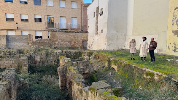 El Ayuntamiento de Huesca inicia conversaciones con el Colegio Oficial de Arquitectos para la compra del solar de Zarandia